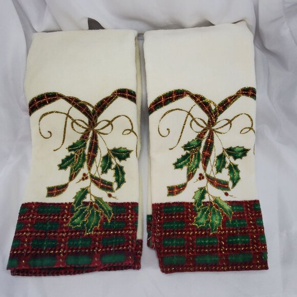 Lenox Christmas Holiday Nouveau Hand and Fingertip Towels Set Of 3 - Picture 10 of 10